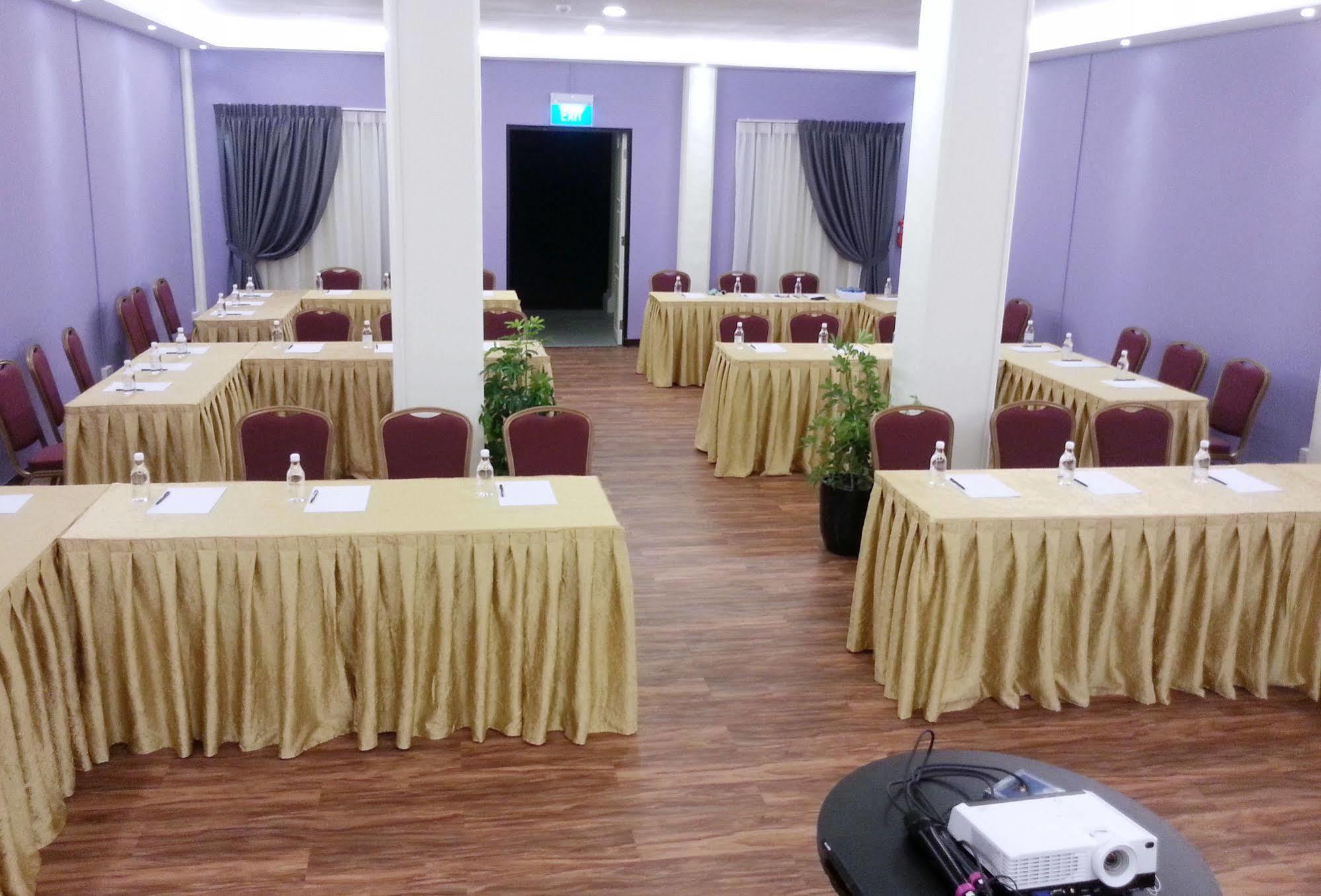 Raintr33 Hotel Σιγκαπούρη Εξωτερικό φωτογραφία