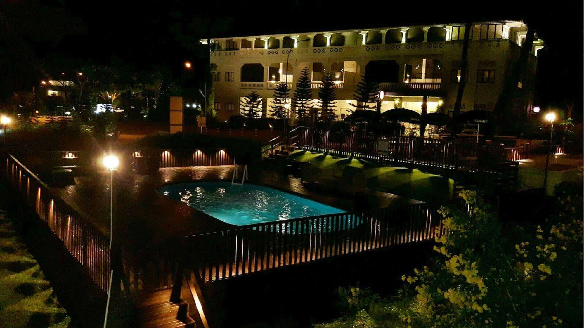 Raintr33 Hotel Σιγκαπούρη Εξωτερικό φωτογραφία